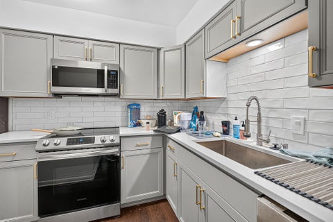 Tiny photo for 2408 Longview ST #109, Austin, TX 78705 (MLS # 2201190)