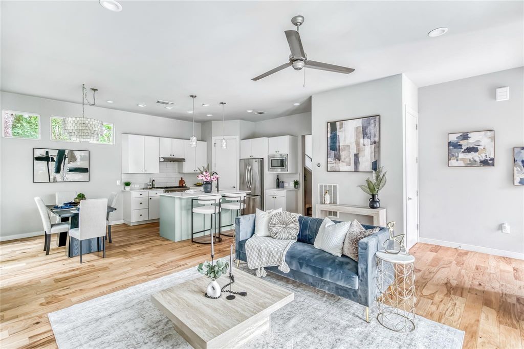 Photo of 3913 Valley View RD #A, Austin, TX 78704 (MLS # 9593174)