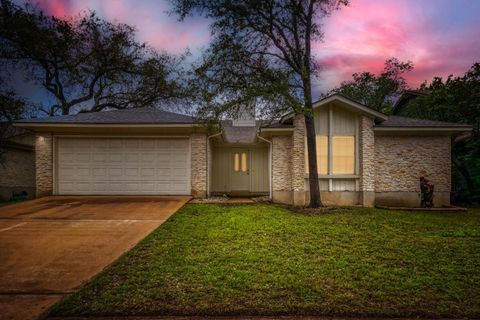 Photo of 11922 MEADOWFIRE DR, Austin, TX 78758 (MLS # 9208811)