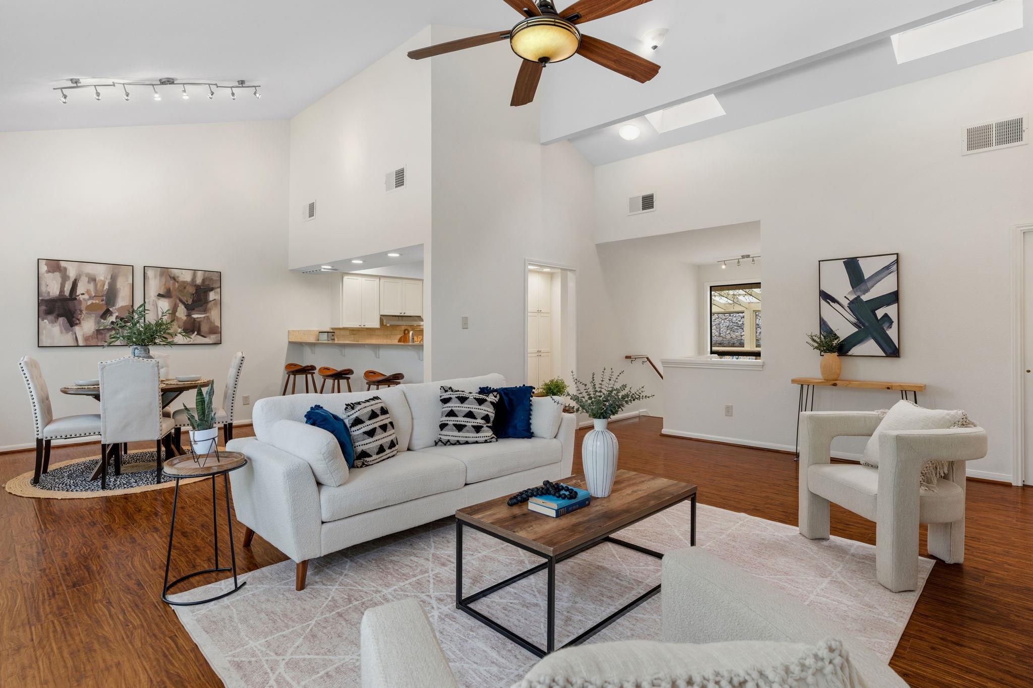 6820 Cypress PT N 28