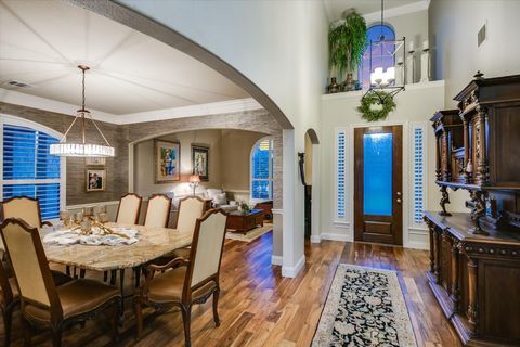 Tiny photo for 105 Whitley DR, Austin, TX 78738 (MLS # 2897550)