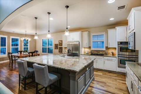 Tiny photo for 105 Whitley DR, Austin, TX 78738 (MLS # 2897550)