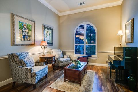 Tiny photo for 105 Whitley DR, Austin, TX 78738 (MLS # 2897550)