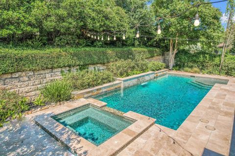 Tiny photo for 105 Whitley DR, Austin, TX 78738 (MLS # 2897550)