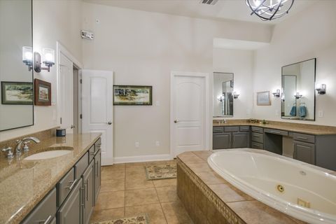Tiny photo for 105 Whitley DR, Austin, TX 78738 (MLS # 2897550)