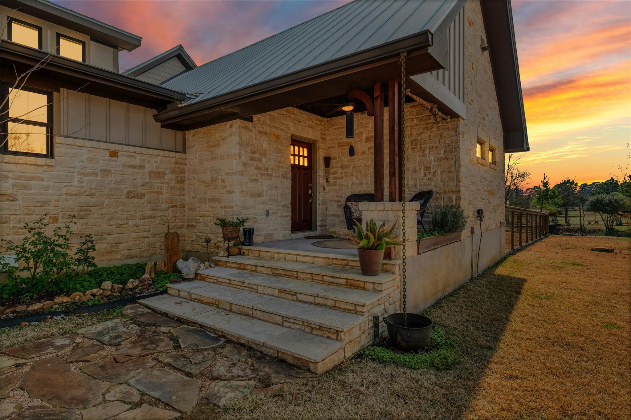 128 Bridle CT