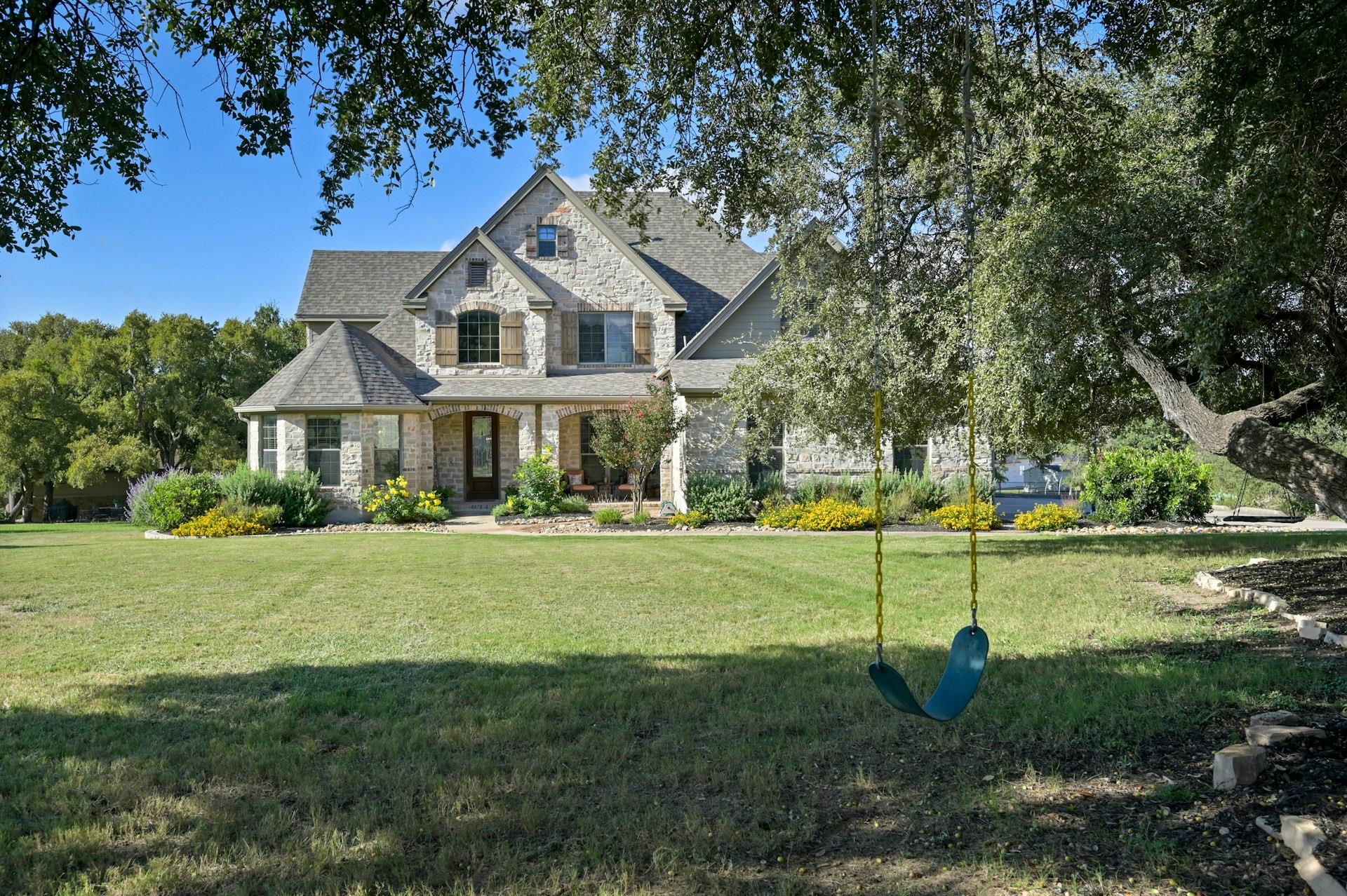 404 Oak Meadow DR