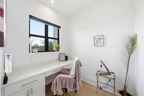 Tiny photo for 321 Sweet Grass LN, Lakeway, TX 78738 (MLS # 1885218)