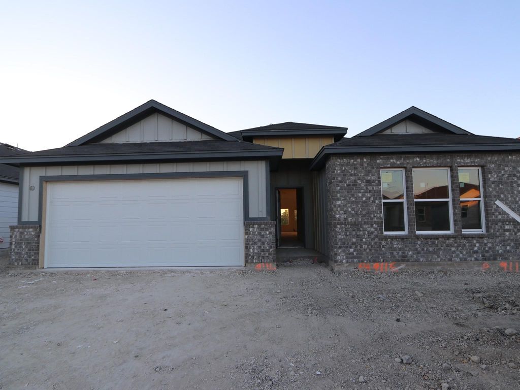 Photo for 9116 Furman DR, Austin, TX 78747 (MLS # 7351239)