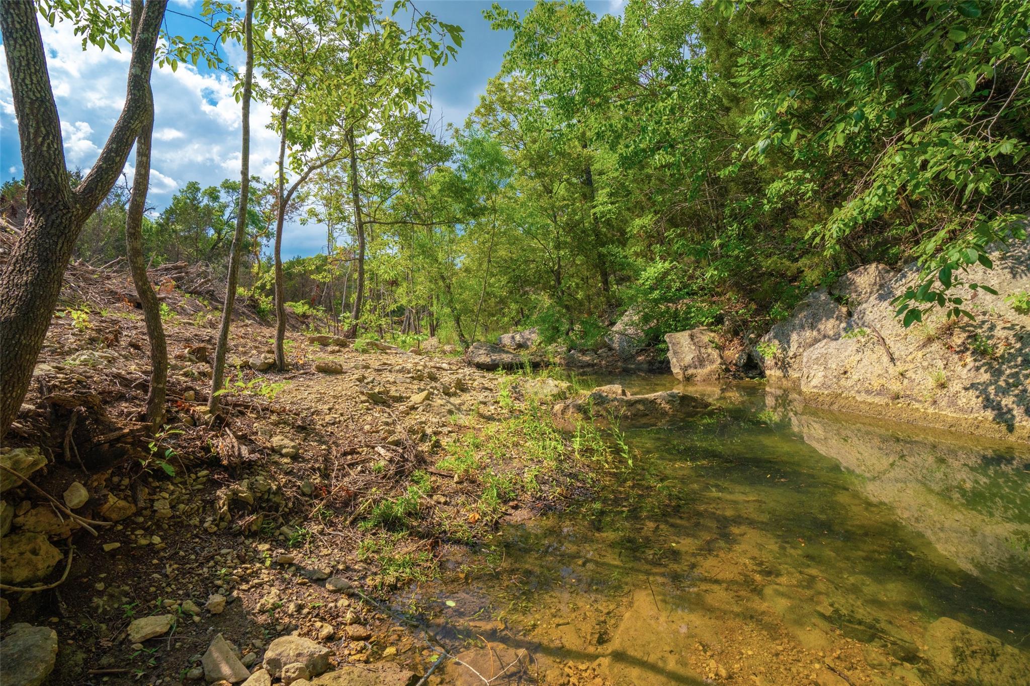 000 25 acres Grotto Springs Ranch