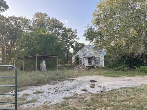 686 FM 812 Red Rock TX 78662