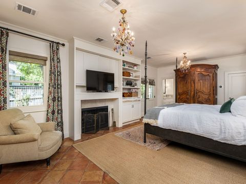 Tiny photo for 2825 Shoal Crest Ave, Austin, TX 78705 (MLS # 2634592)