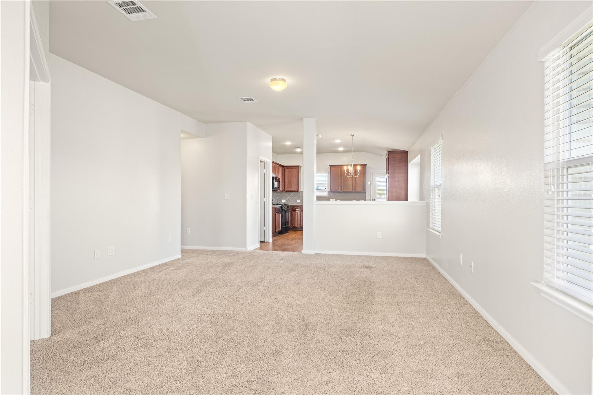 401 S Hunting Lodge LN