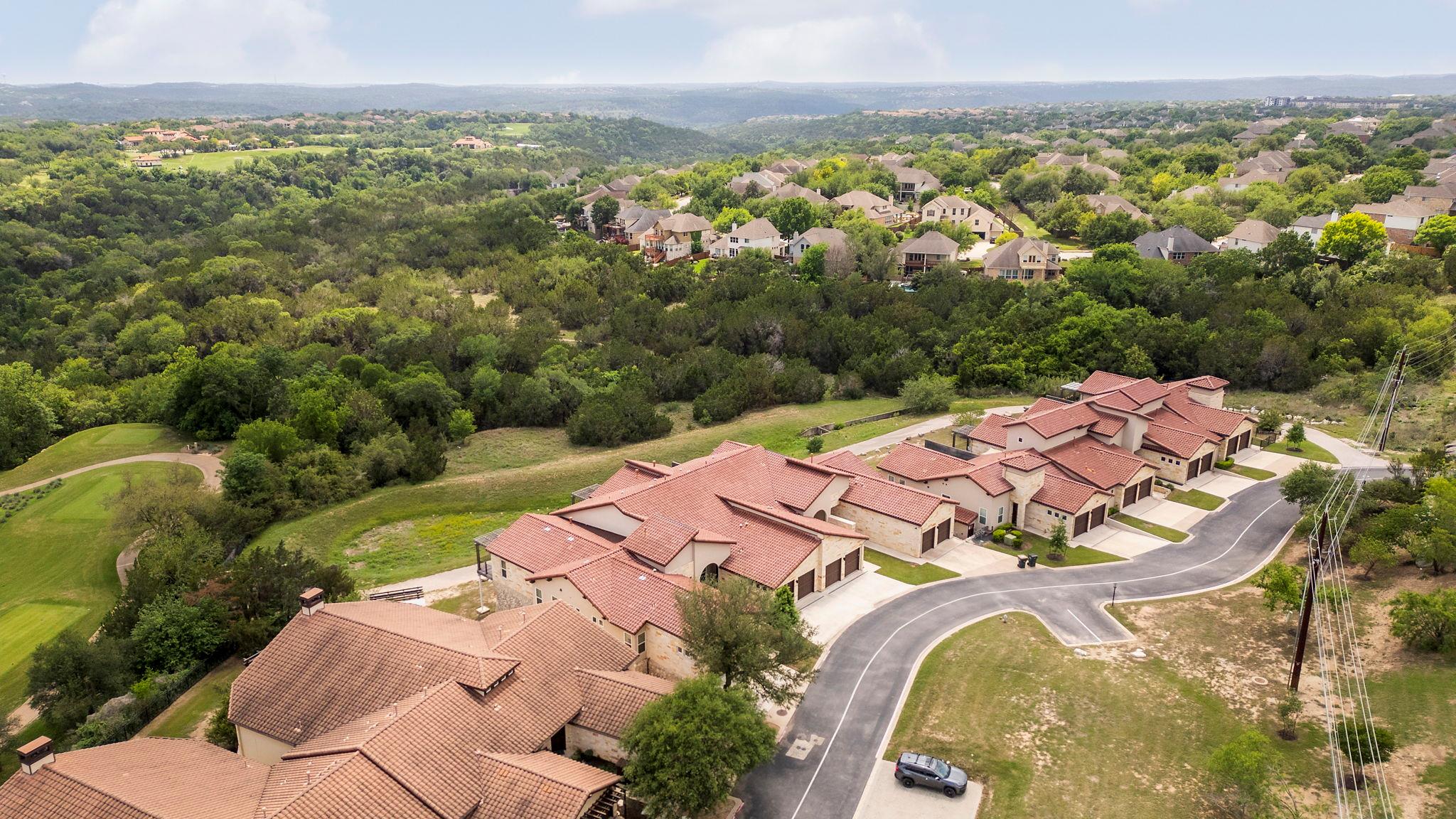 2601 N Quinlan Park RD 401