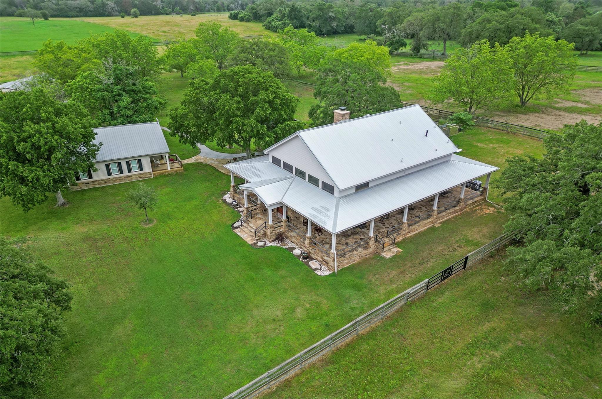 2233 County Road 323