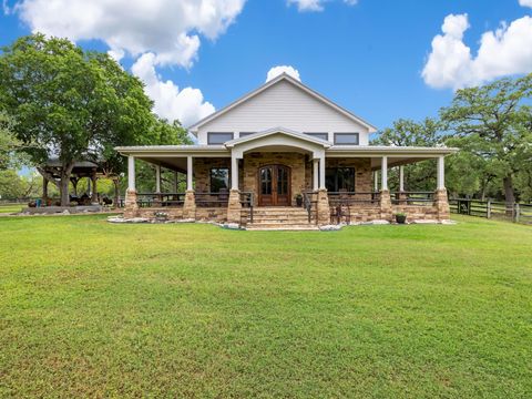 2233 County Road 323 Lexington TX 78947