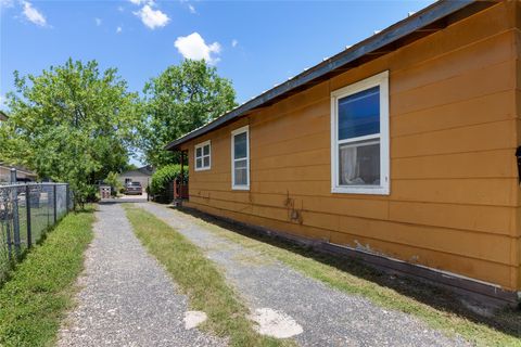 Tiny photo for 7105 Bethune Ave, Austin, TX 78752 (MLS # 1468544)