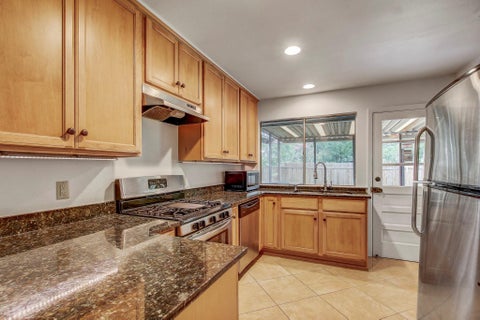 Tiny photo for 9913 Oak Hollow DR, Austin, TX 78758 (MLS # 3211877)