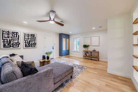 Tiny photo for 11502 Saddle Mountain TRL, Austin, TX 78739 (MLS # 4907621)