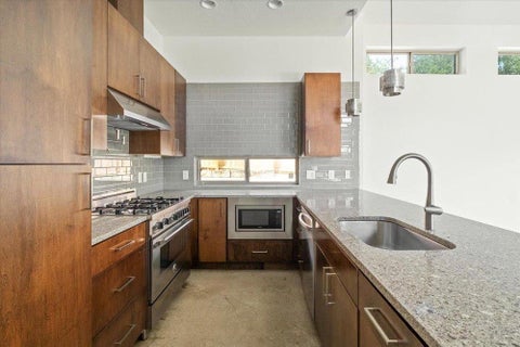 Photo of 2501 E 9th ST, Austin, TX 78702 (MLS # 5573935)