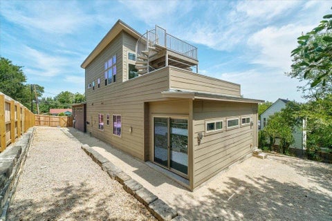 Tiny photo for 2501 E 9th ST, Austin, TX 78702 (MLS # 5573935)