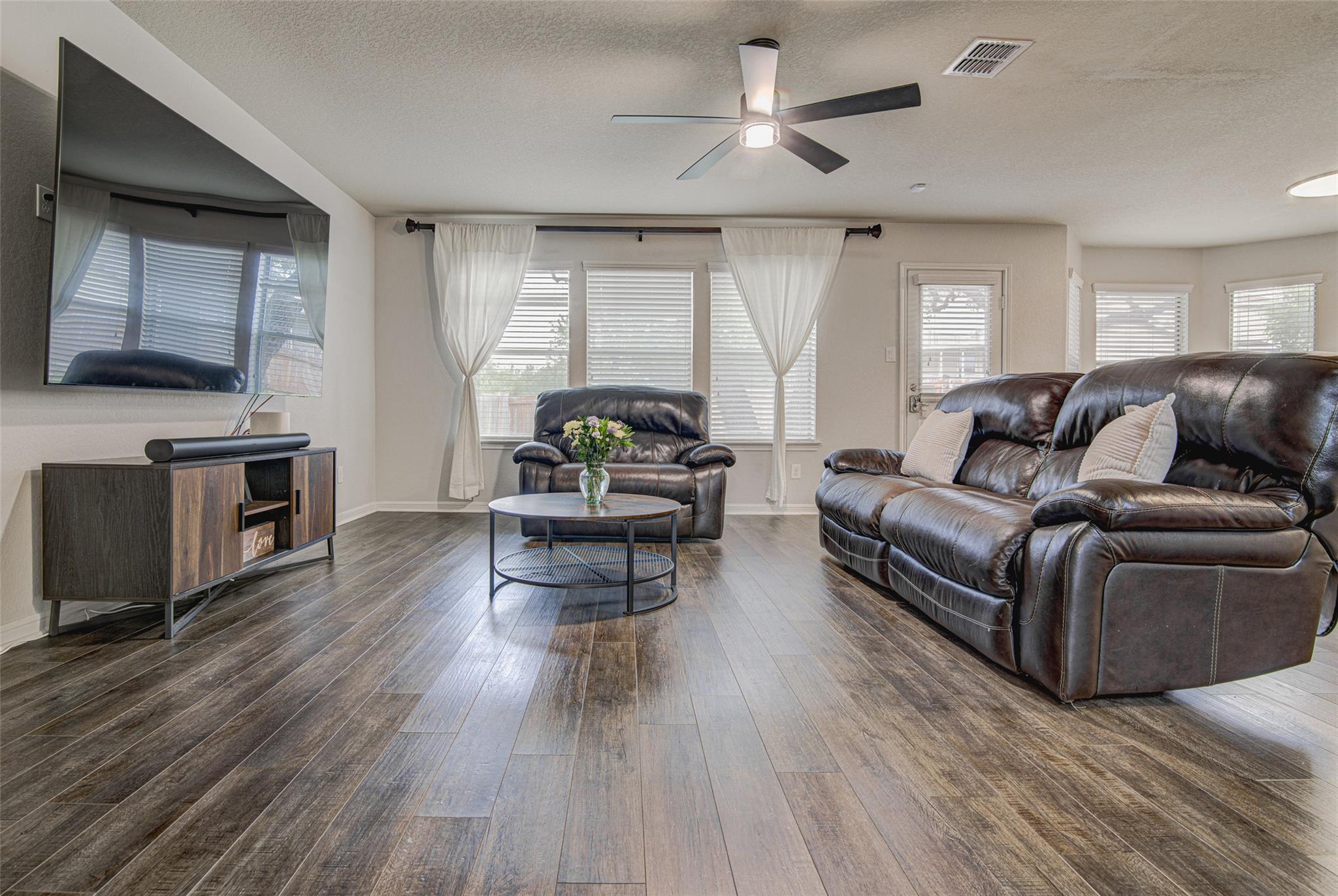 10614 Black Wolf Bay