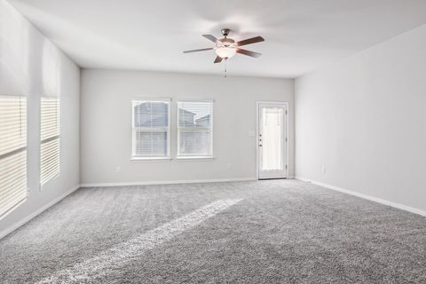 Tiny photo for 14317 Heartland DR, Manor, TX 78653 (MLS # 6342835)