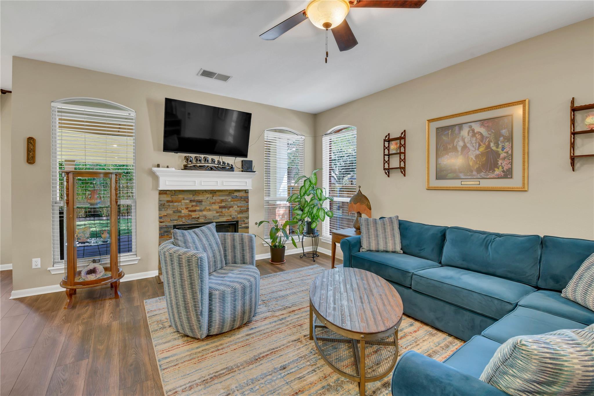 741 Bent Wood PL