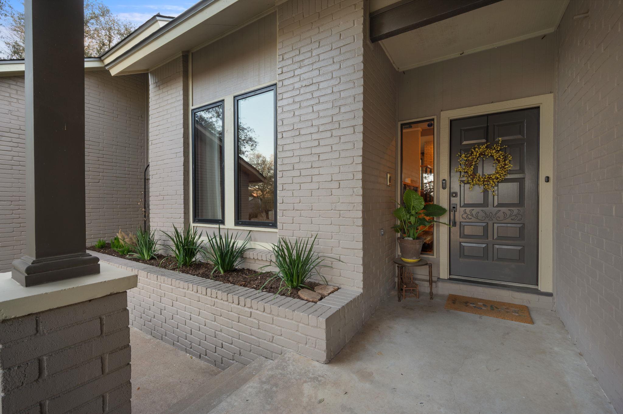 8600 Appalachian DR