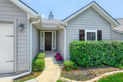 Photo of 216 Wild Sage LN, Liberty Hill, TX 78642 (MLS # 7077559)