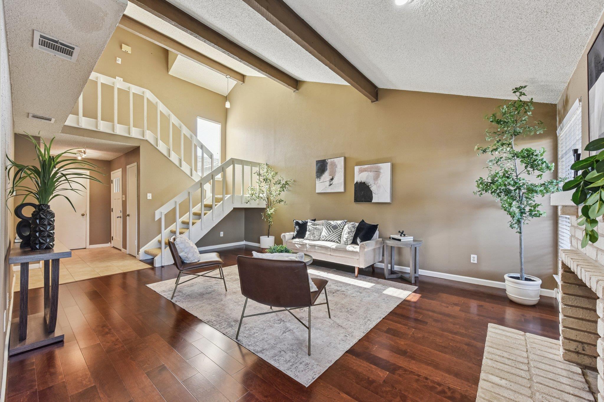 1028 Verbena DR 1144