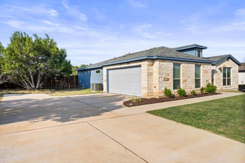 Tiny photo for 21604 Bluejay BLVD, Lago Vista, TX 78645 (MLS # 7461212)