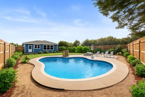 Tiny photo for 21604 Bluejay BLVD, Lago Vista, TX 78645 (MLS # 7461212)