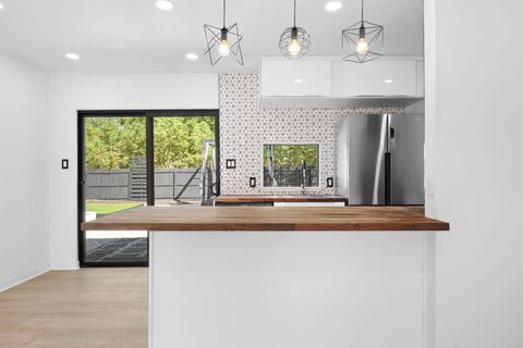 Tiny photo for 5261 Meadow Creek DR, Austin, TX 78745 (MLS # 4805073)