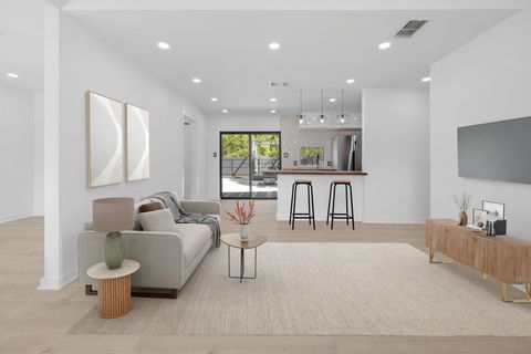 Tiny photo for 5261 Meadow Creek DR, Austin, TX 78745 (MLS # 4805073)