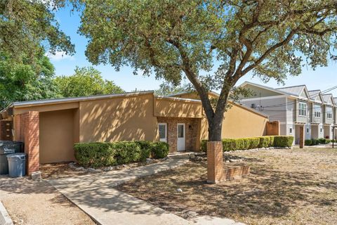 521 & 525 W Hutchison ST San Marcos TX 78666