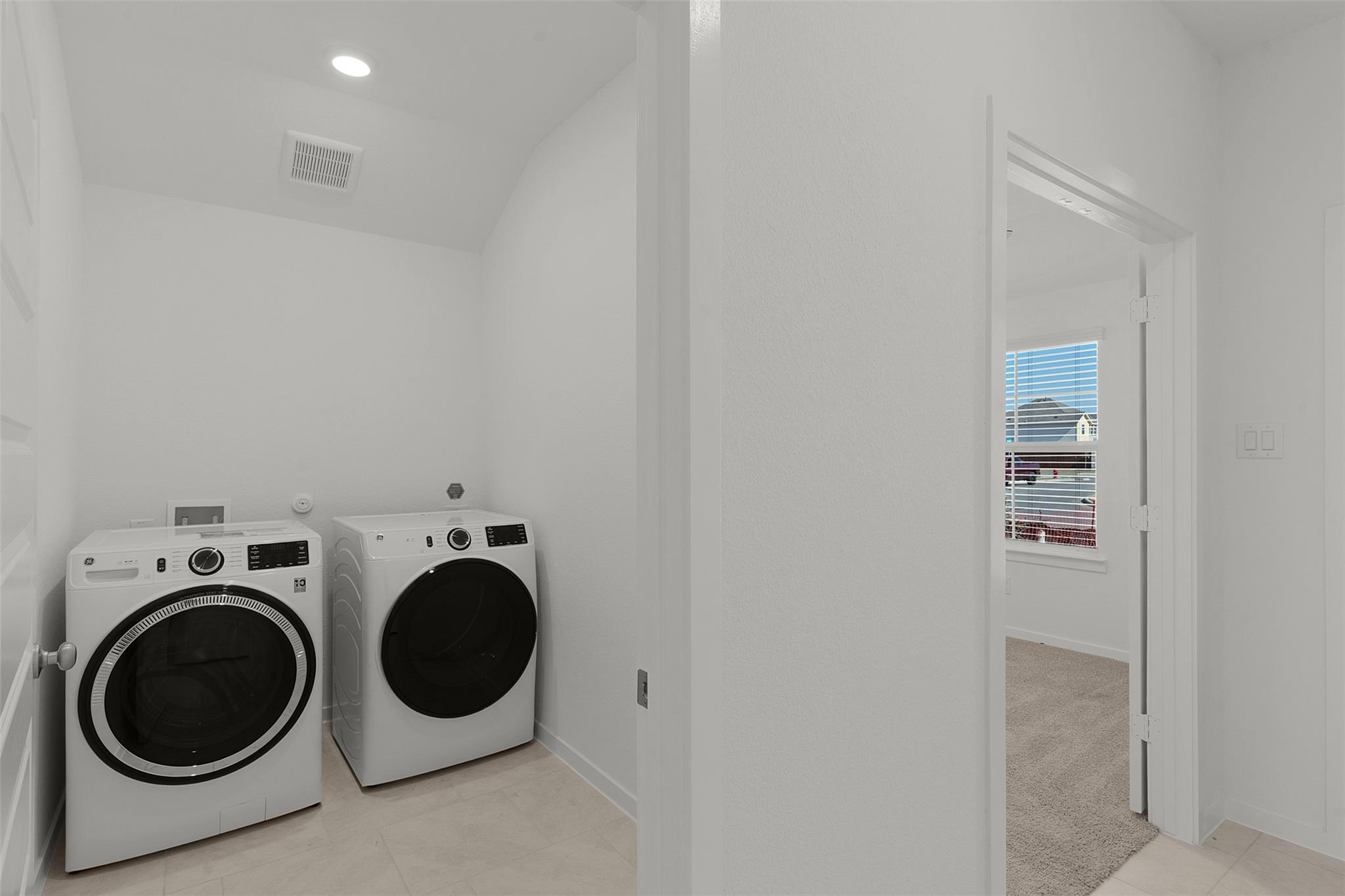 13832 Scarlett Song DR