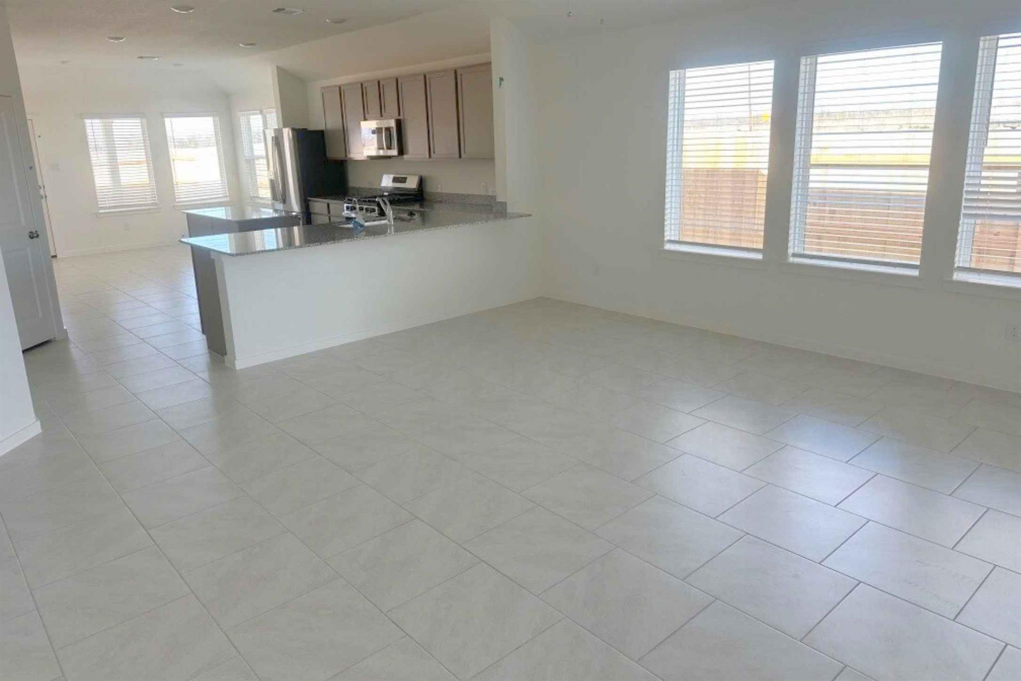 13832 Scarlett Song DR