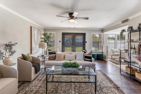 Tiny photo for 12901 Lamplight Village Ave, Austin, TX 78727 (MLS # 6845383)