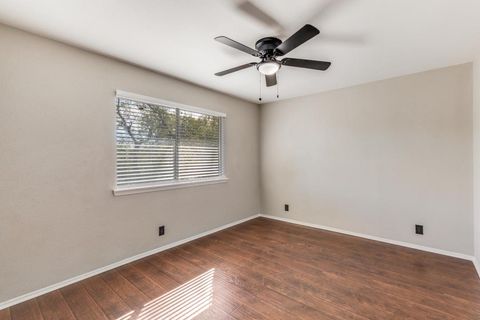 Tiny photo for 12901 Lamplight Village Ave, Austin, TX 78727 (MLS # 6845383)