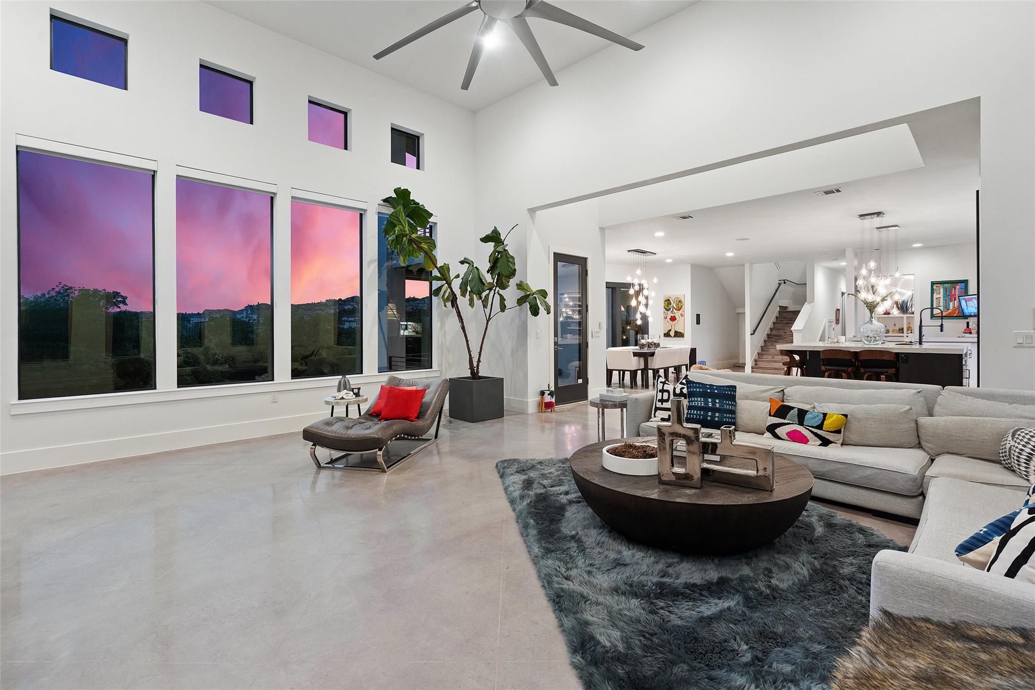 108 Stephanie LN
