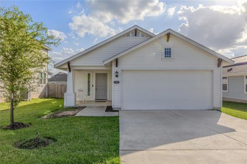 Photo of 328 Black Opal DR, Jarrell, TX 76537 (MLS # 3990743)