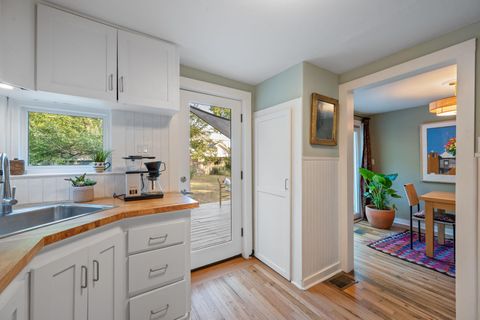 Tiny photo for 5403 AVENUE H Ave, Austin, TX 78751 (MLS # 7138697)