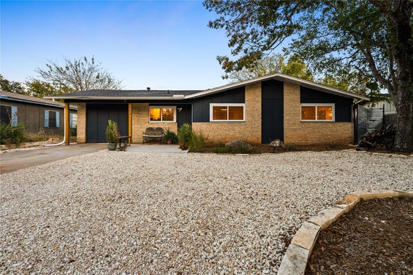4603 DUDMAR DR, AUSTIN, TX 78735 - Image f2385e20b2b91db74fec589893efab2f/2571206732