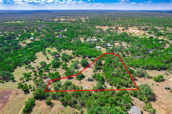 260 BILLIE BROOKS LN, DRIFTWOOD, TX 78619 - Image f25481df1935a2fc4e4ce305bc853974/2611354754
