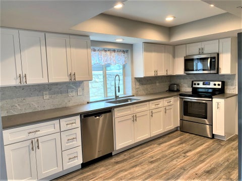 Tiny photo for 105 Birdie DR, The Hills, TX 78738 (MLS # 1081115)