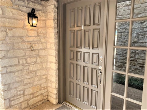 Tiny photo for 105 Birdie DR, The Hills, TX 78738 (MLS # 1081115)