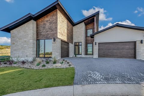 105 Via Roma CT Horseshoe Bay TX 78657