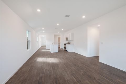 Tiny photo for 12102 Douglas Fir CIR, Mustang Ridge, TX 78610 (MLS # 8002179)