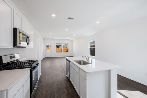 Tiny photo for 12102 Douglas Fir CIR, Mustang Ridge, TX 78610 (MLS # 8002179)